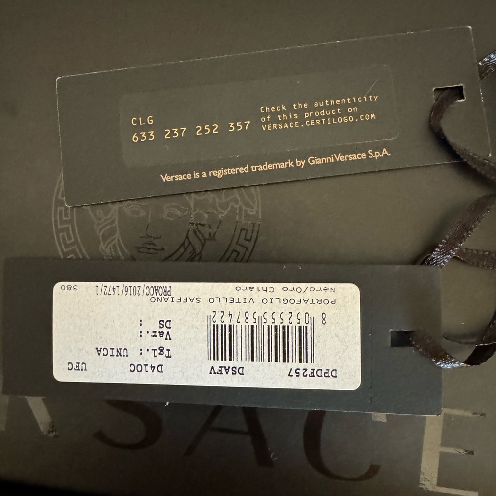 VERSACE WALLET - Picture 2 of 8